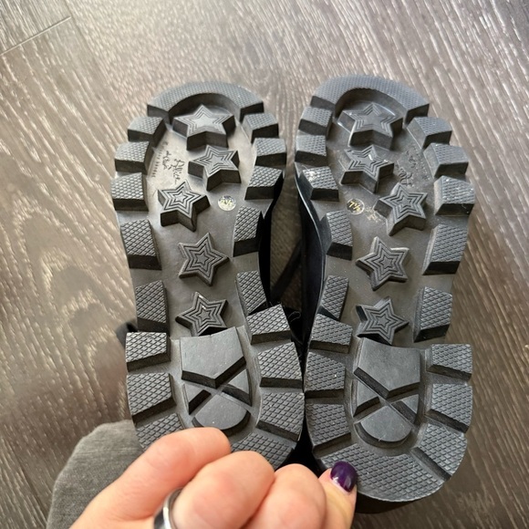 Alice and Olivia By Stacey Bendet Havis combat boots size 7.5 - Picture 7 of 8